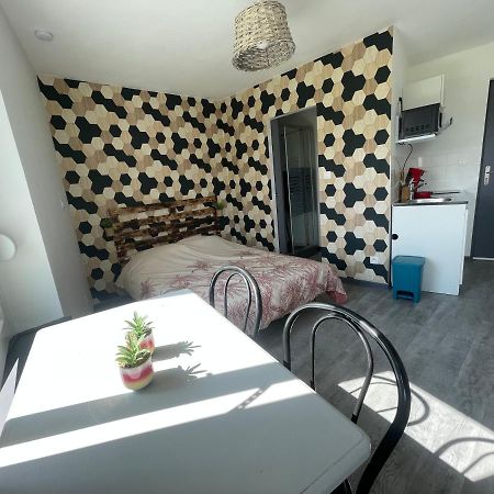 Studio Petit Plus Gaming ! Кале Екстериор снимка
